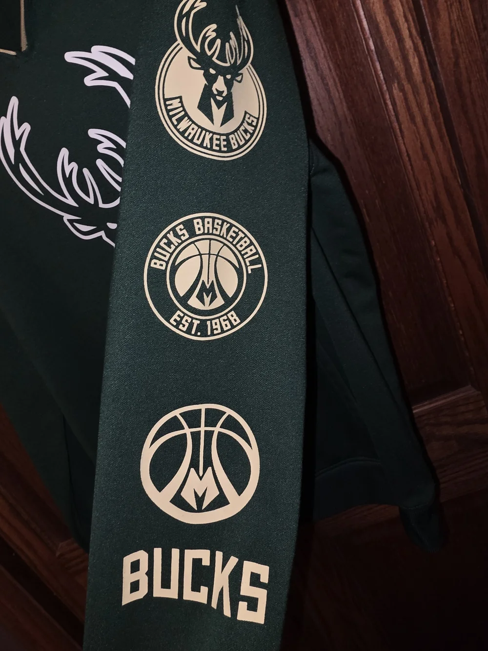 NBA Milwaukee Buck's Men's Dark Green Sweatshirt with White Deer Logo